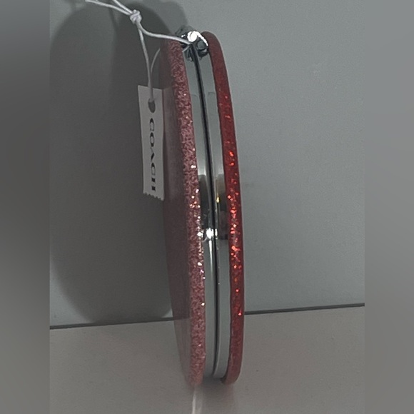 NWT ❤️🩷COACH Compact Mirror - Picture 3 of 4